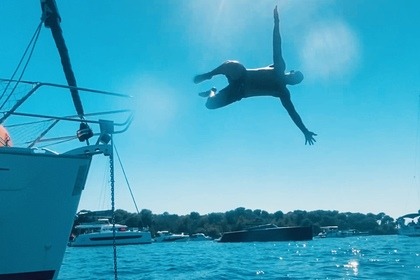 Aluguel Veleiro Bavaria 31 Cruiser Cannes