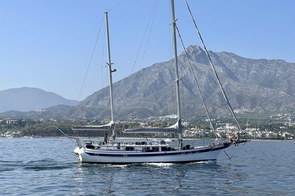 Alquiler Velero Ta Chiao CT 56 Puerto Banús, Marbella