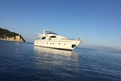 Noleggio Yacht Versil Falcon71 Vieste