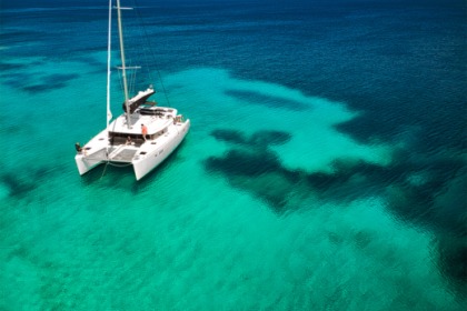 Rental Catamaran Lagoon Lagoon 450 F Porto Pollo