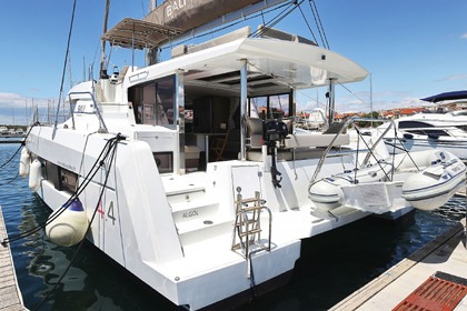Hire Catamaran Catana Group Bali 4.4 - 4 + 1 cab. Šibenik