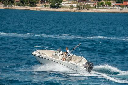Miete Motorboot Quicksilver Activ 555 Open Bibinje