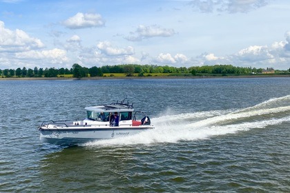 Rental Motorboat AXOPAR 28 CABIN Brabus Line Mikolajki