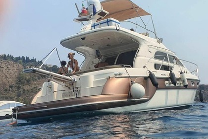 Noleggio Barca a motore Sea Ray Sealine F 44 Riposto