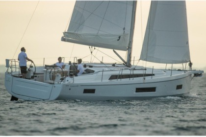 Ενοικίαση Ιστιοπλοϊκό σκάφος Beneteau Oceanis 40.1 Λευκάδα