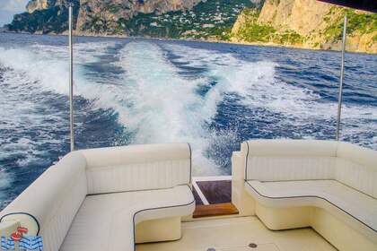 Location Bateau à moteur GAGLIOTTA 37 Praiano