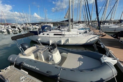 Charter RIB Capelli Tempest 650 open Pornic