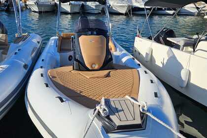 Verhuur RIB SPX RIB SPX 24 Dinette Saint-Raphaël