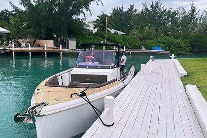 Rental Motorboat Fjord Xpress luxury 38’ Turks and Caicos Islands