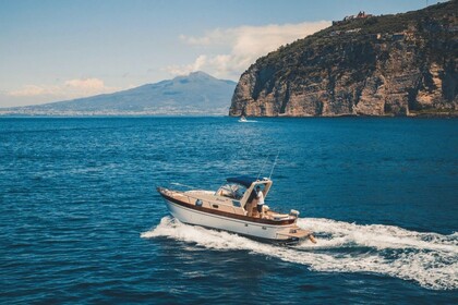 Rental Motorboat Apreamare Di Donna white Positano