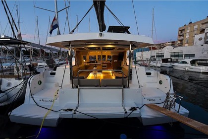 Noleggio Catamarano Bali Bali Catspace  Zara