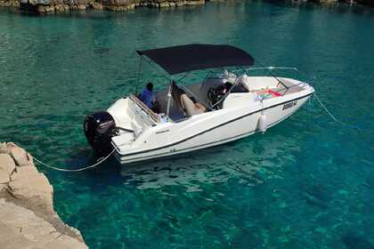 Rental Motorboat Quicksilver 675 Activ Makarska
