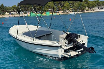 Czarter Łódź bez patentu  Adria Adria 500 Pula