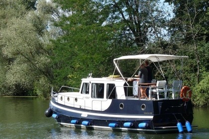 Charter Houseboat Linssen Vlet 1030 Savoyeux