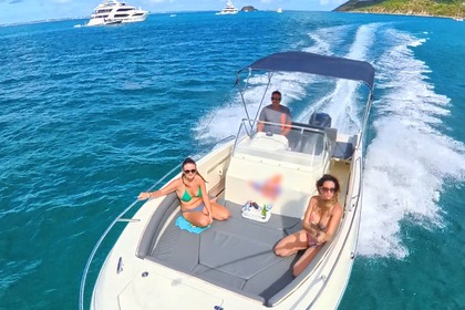 Rental Motorboat Pacific Craft Open 750 Sint Maarten