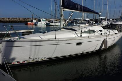 Charter Sailboat Alliura-Marine Feeling 32 La Rochelle