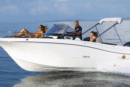 Location Bateau à moteur Pacific craft Pacific craft 650 wa La Londe-les-Maures