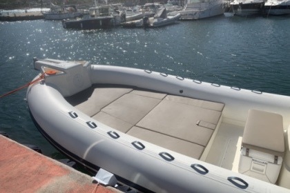 Rental RIB Capelli tempest 900 SUN Coti-Chiavari