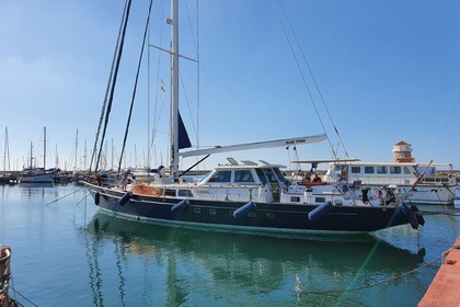 Noleggio Barca a vela Tom Hood Mediterranean 88 Stintino