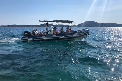 Чартер RIB (надувная моторная лодка) Roko 750 Шибеник
