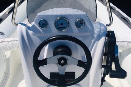 Verhuur Motorboot Magnus Magnus 6.20 Porto Rotondo