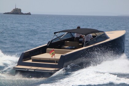 Hire Motorboat Cantieri VANDUTCH 40 Ibiza