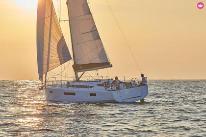 Noleggio Barca a vela Jeanneau Sun Odyssey 410P 2021 Minorca