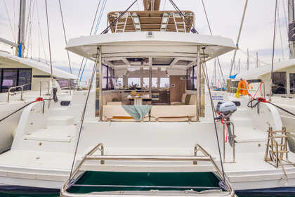 Charter Catamaran Bali - Catana CATSPASE Nea Peramos