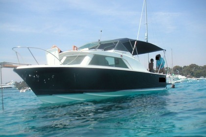 Charter Motorboat BERTRAM FISCHERMAN 25 Sainte-Maxime