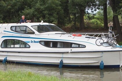 Rental Houseboats Comfort Caprice Rheinsberg