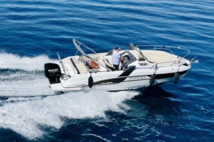 Verhuur Motorboot Beneteau Flyer 7.7 Sundeck- luxury Makarska