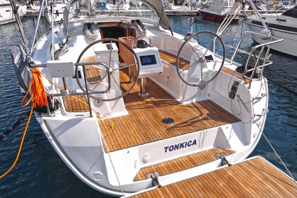 Hire Sailboat Bavaria Bavaria Cruiser 34 Split