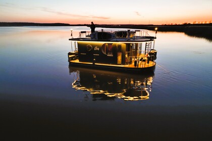 Charter Houseboat Nautilus Hausboote Nautiki mini 4 mit Kamin - führerscheinfrei Berlin