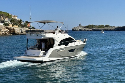 Charter Motorboat Sessa Marine 40 Fly Porto Cristo