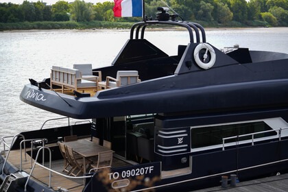 Location Yacht à moteur CN ST Marguarita Alalunga Caliari 78 Bordeaux