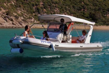 Noleggio Gommone GRAND CRUISER S650 Lissa