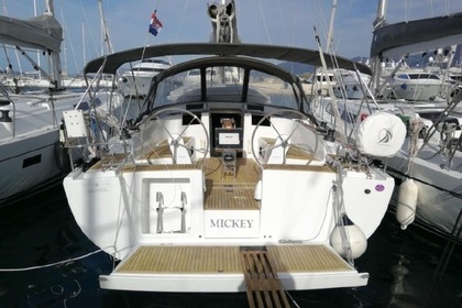 Verhuur Zeilboot HANSE 415 Primošten