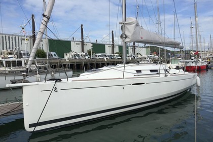 Charter Sailboat Beneteau First 30 JK Arzon