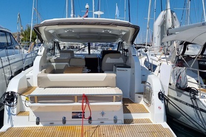 Miete Motorboot Jeanneau Leader 36 Split