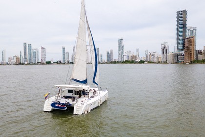 Rental Catamaran Lagoon 420 Cartagena