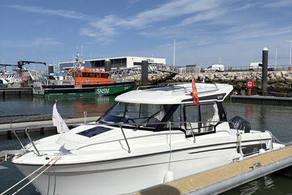 Location Bateau à moteur Jeanneau Merry Fisher 695 Ouistreham