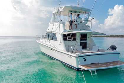 Noleggio Barca a motore Riviera Riviera 49 Bayahibe