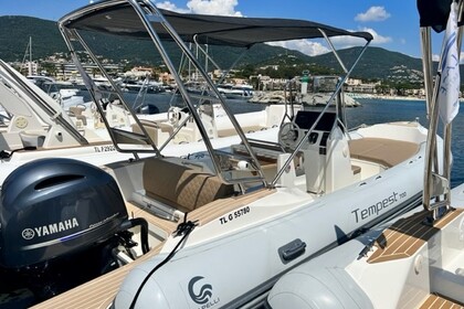 Charter RIB CAPELLI TEMPEST 700 Cavalaire-sur-Mer