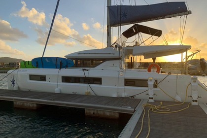 Charter Catamaran Lagoon-Bénéteau Lagoon 50 - 6 + 2 cab. Tortola