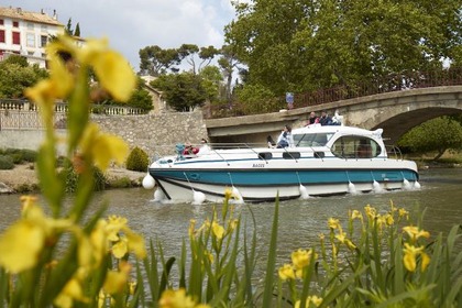 Hire Houseboat Estivale Octo Saint-Nazaire-d'Aude