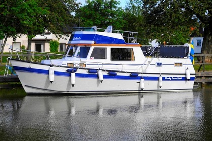 Verhuur Woonboot Gabriella (Husky dane 1000) Motala