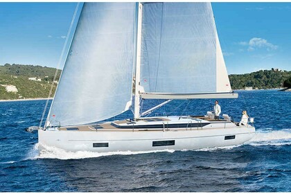 Charter Sailboat BAVARIA C45 Cascais