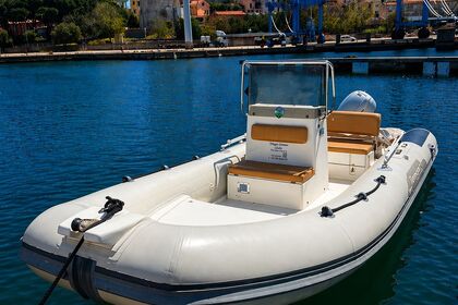 Verhuur RIB Capelli Tempest 530 Arbatax
