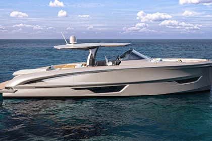 Hire Motor yacht Solaris SP 52 OPEN Menorca