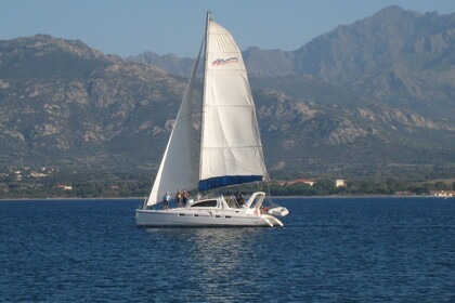 Hire Catamaran LEOPARD - ROBERTSON & CAINE LEOPARD Corfu